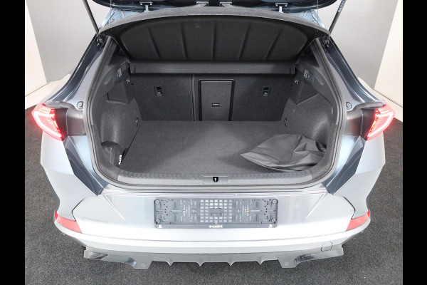 CUPRA Formentor 1.4 e-Hybrid VZ Performance 245 pk Automaat (DSG) | Navigatie | Parkeersensoren (Park assist) | Achteruitrijcamera | Stoelverwarming | Lichtmetalen velgen 19" |