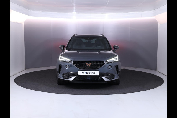 CUPRA Formentor 1.4 e-Hybrid VZ Performance 245 pk Automaat (DSG) | Navigatie | Parkeersensoren (Park assist) | Achteruitrijcamera | Stoelverwarming | Lichtmetalen velgen 19" |
