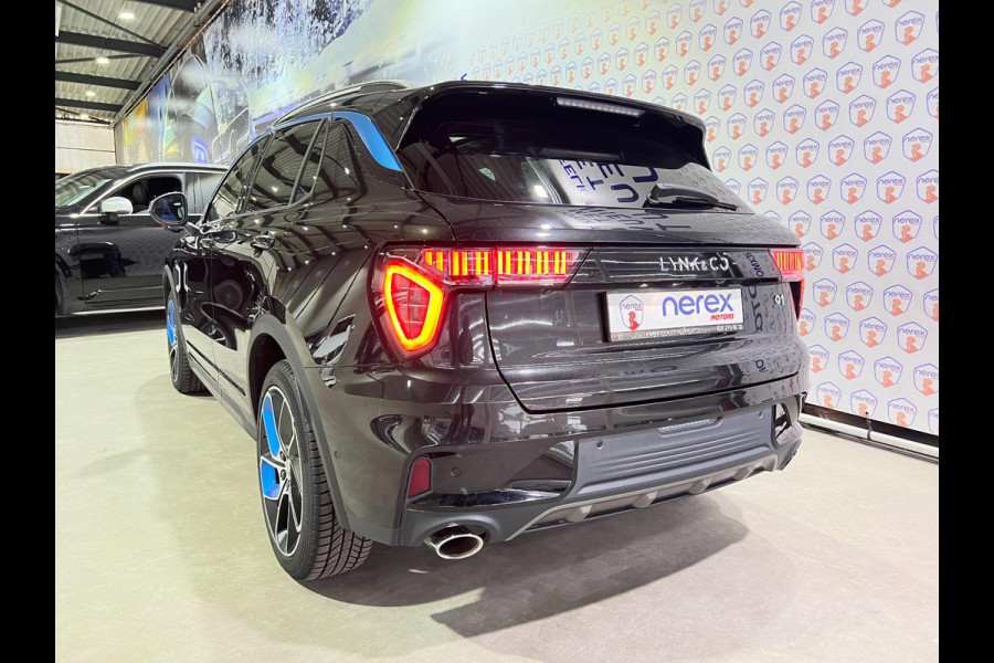 Lynk & Co 01 1.5 PANO/CAMERA/AUTO-PILOT/MEMORY/APPLE-CARPLAY