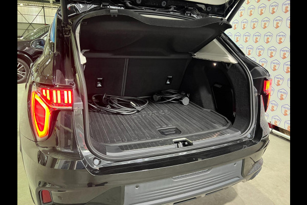 Lynk & Co 01 1.5 PANO/CAMERA/AUTO-PILOT/MEMORY/APPLE-CARPLAY
