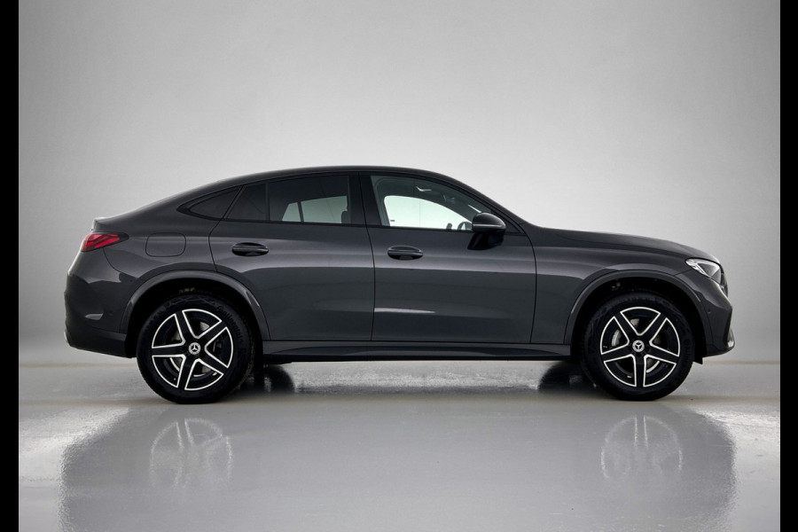 Mercedes-Benz GLC 300 e 4MATIC AMG Line | 5 spaaks lichtmetalen velgen | Navigatie | Parking support met camera | Alarm klasse 3 | Trekhaak elekt wegklapbaar | Distronic | Inclusief 24 maanden MB Certified garantie voor Europa.
