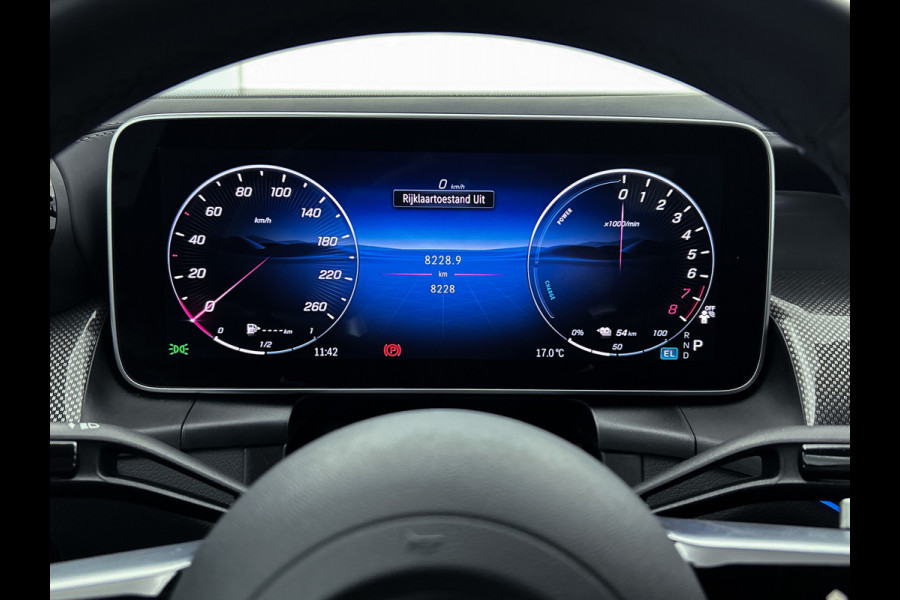 Mercedes-Benz GLC 300 e 4MATIC AMG Line | 5 spaaks lichtmetalen velgen | Navigatie | Parking support met camera | Alarm klasse 3 | Trekhaak elekt wegklapbaar | Distronic | Inclusief 24 maanden MB Certified garantie voor Europa.