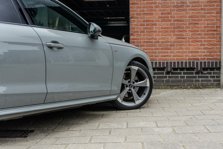 Audi A4 Avant 35 TFSI S-Line Pano / Camera / Trekhaak