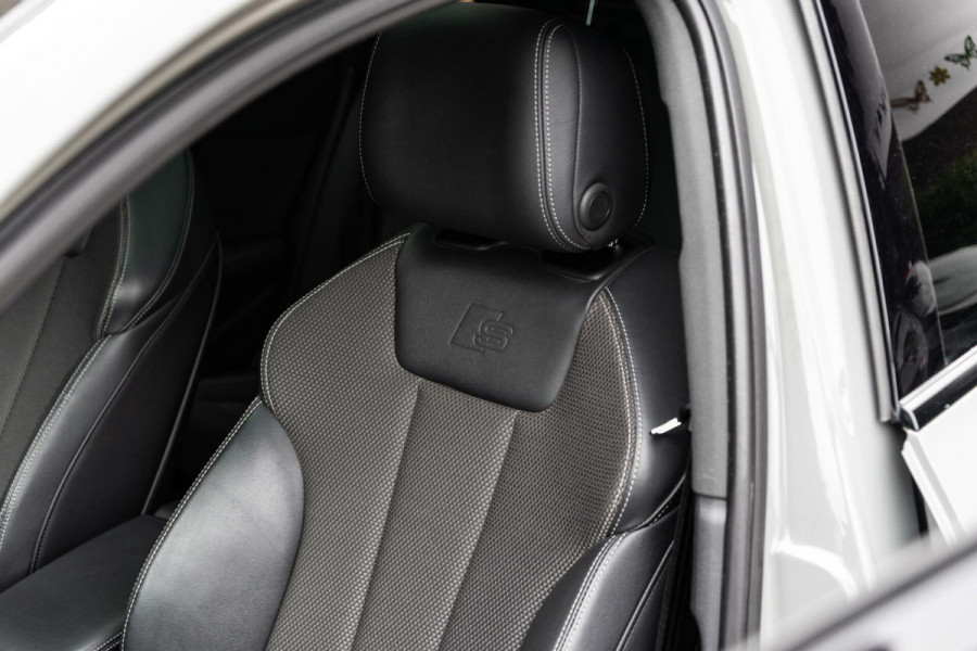 Audi A4 Avant 35 TFSI S-Line Pano / Camera / Trekhaak