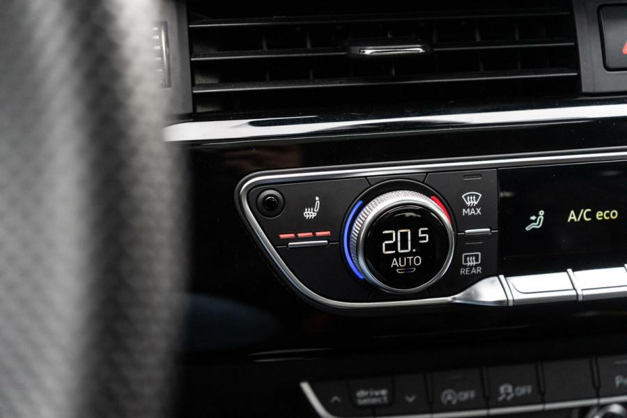 Audi A4 Avant 35 TFSI S-Line Pano / Camera / Trekhaak