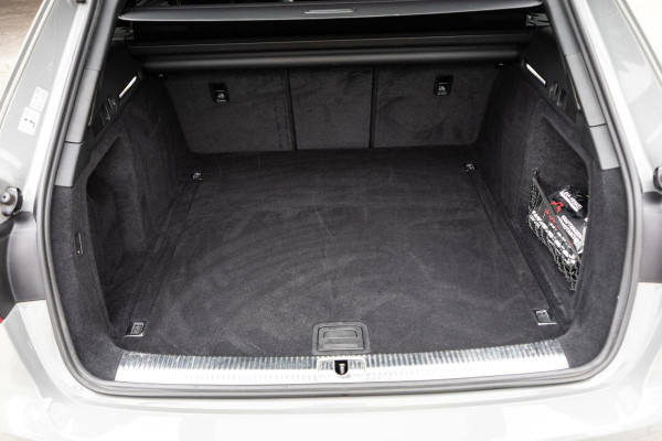 Audi A4 Avant 35 TFSI S-Line Pano / Camera / Trekhaak