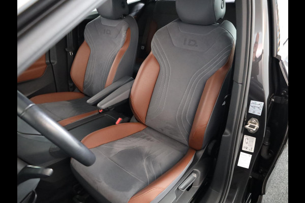 Volkswagen ID.4 First 77 kWh 204 PK | Navigatie | Cruise control | 20" LM velgen |