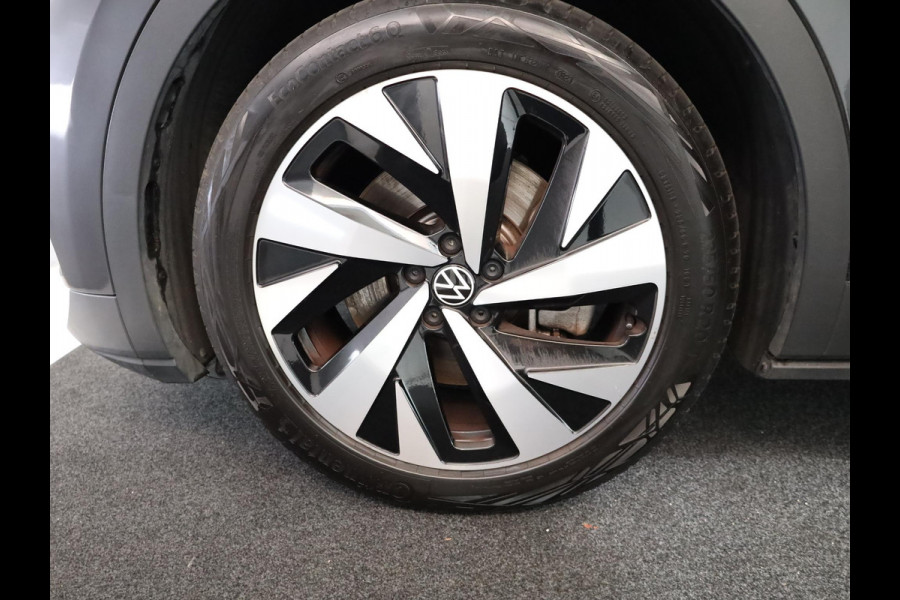 Volkswagen ID.4 First 77 kWh 204 PK | Navigatie | Cruise control | 20" LM velgen |