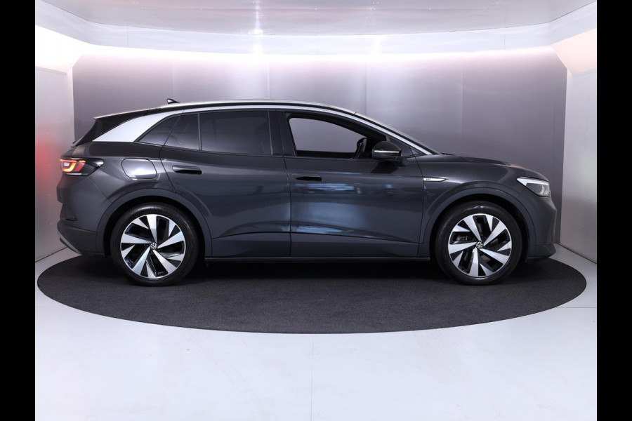 Volkswagen ID.4 First 77 kWh 204 PK | Navigatie | Cruise control | 20" LM velgen |