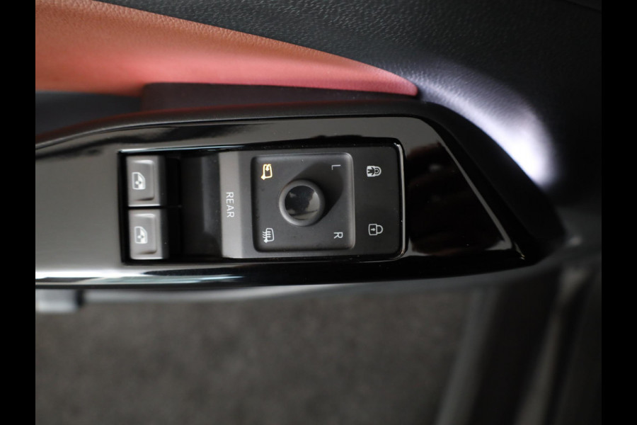 Volkswagen ID.4 First 77 kWh 204 PK | Navigatie | Cruise control | 20" LM velgen |