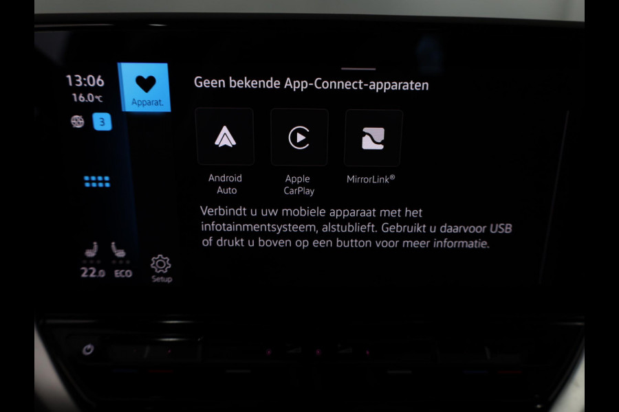 Volkswagen ID.4 First 77 kWh 204 PK | Navigatie | Cruise control | 20" LM velgen |