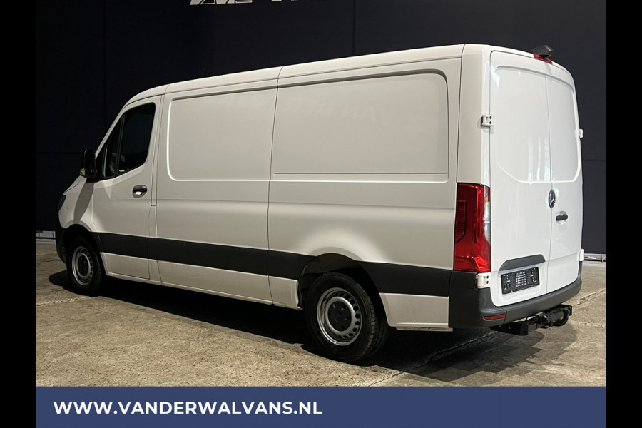Mercedes-Benz Sprinter 314 CDI 143pk L2H1 Euro6 Airco | Camera | Apple Carplay | Android Auto Mbux, 2000kg Trekhaak, Bijrijdersbank