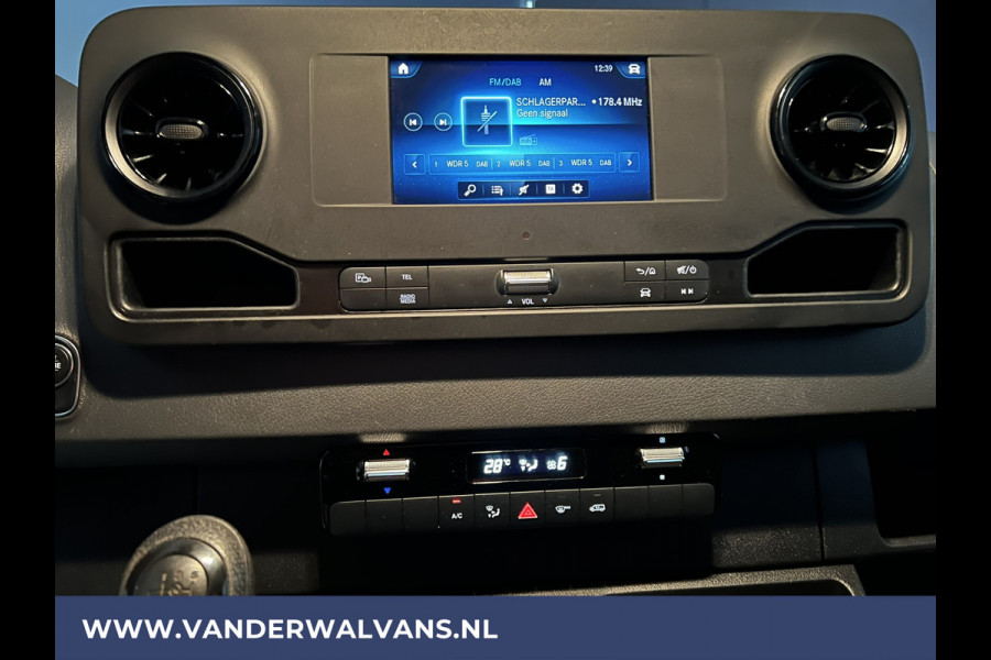 Mercedes-Benz Sprinter 314 CDI 143pk L2H1 Euro6 Airco | Camera | Apple Carplay | Android Auto Mbux, 2000kg Trekhaak, Bijrijdersbank