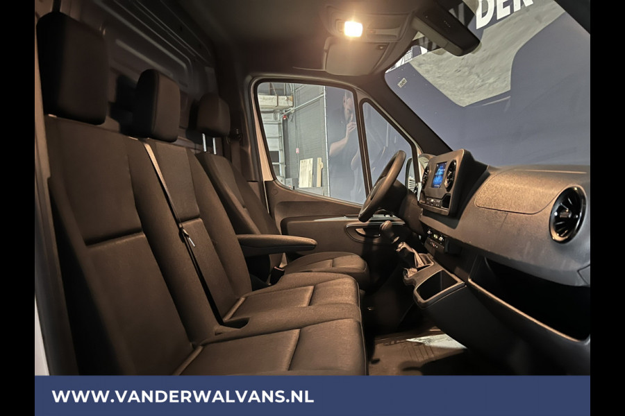 Mercedes-Benz Sprinter 314 CDI 143pk L2H1 Euro6 Airco | Camera | Apple Carplay | Android Auto Mbux, 2000kg Trekhaak, Bijrijdersbank