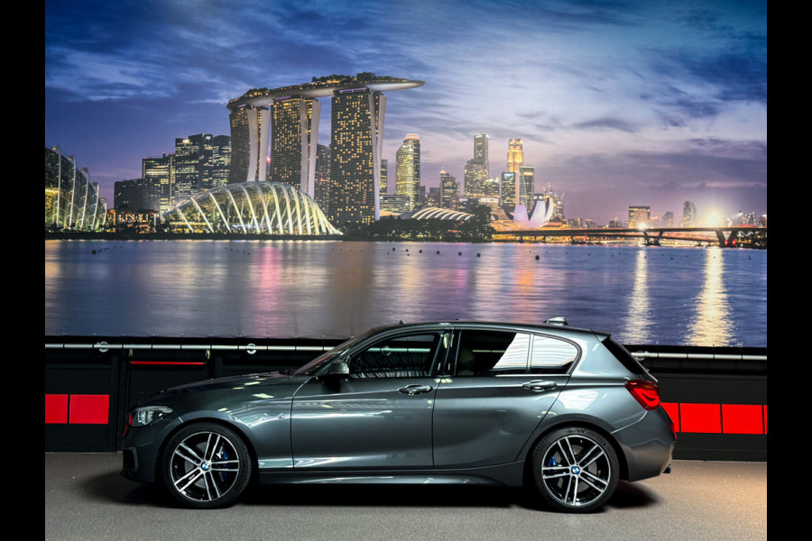BMW 1-serie M140i xDrive High Executive 6cilinder|Pano|H/K|Leder|Memory|340pk