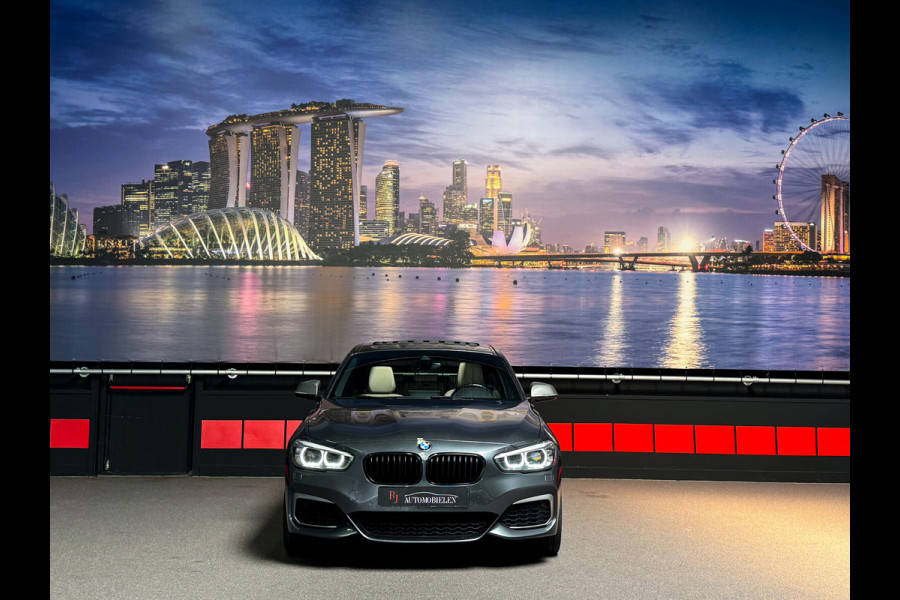 BMW 1-serie M140i xDrive High Executive 6cilinder|Pano|H/K|Leder|Memory|340pk