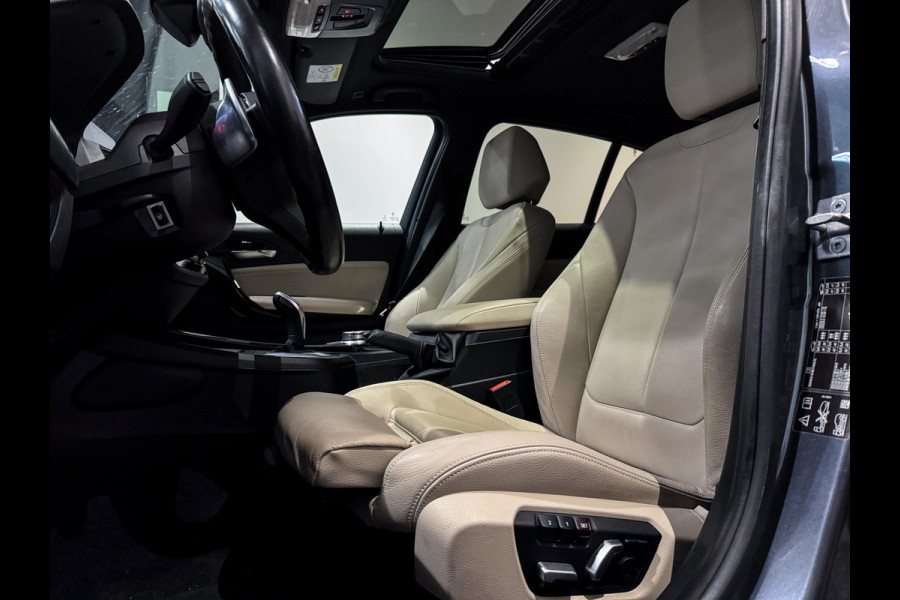 BMW 1-serie M140i xDrive High Executive 6cilinder|Pano|H/K|Leder|Memory|340pk