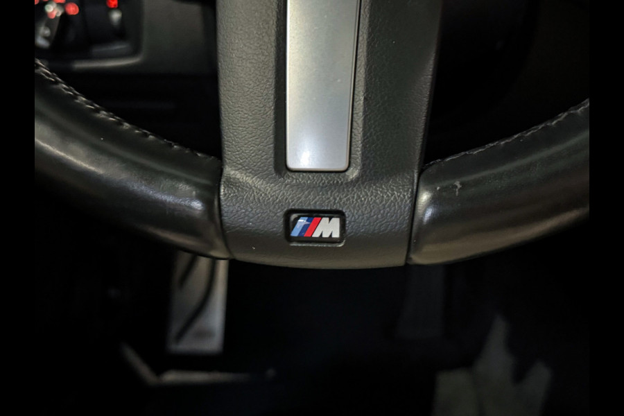 BMW 1-serie M140i xDrive High Executive 6cilinder|Pano|H/K|Leder|Memory|340pk