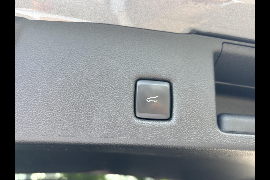 Ford Kuga 2.5 PHEV ST-Line WINTERPACK | CAMERA | HEAD UP