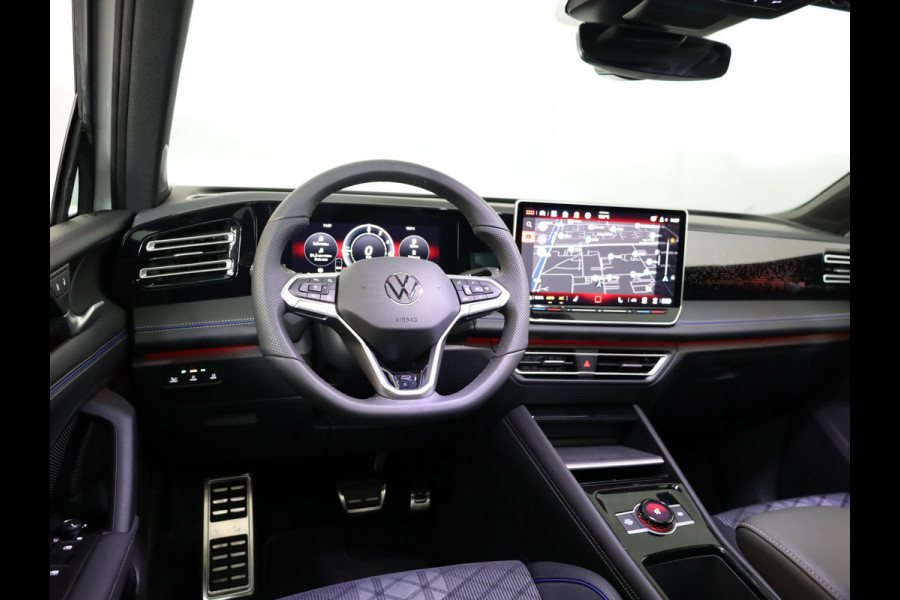 Volkswagen Tiguan R-Line-Edition 1.5 eHybrid 200 kW / 272 pk SUV 6 v Panoramadak | Navigatie | Parkeersensoren | Camera