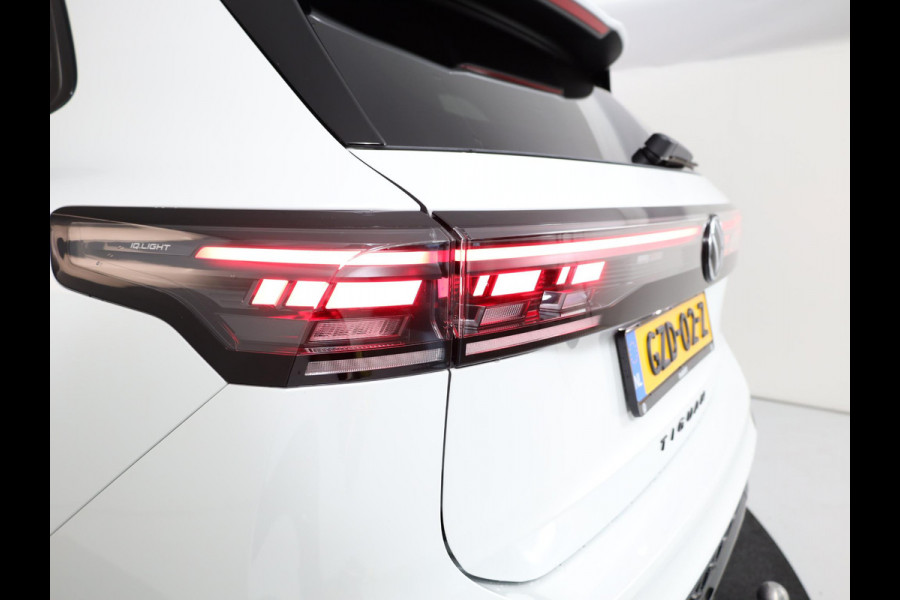 Volkswagen Tiguan R-Line-Edition 1.5 eHybrid 200 kW / 272 pk SUV 6 v Panoramadak | Navigatie | Parkeersensoren | Camera
