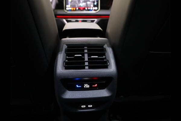 Volkswagen Tiguan R-Line-Edition 1.5 eHybrid 200 kW / 272 pk SUV 6 v Panoramadak | Navigatie | Parkeersensoren | Camera