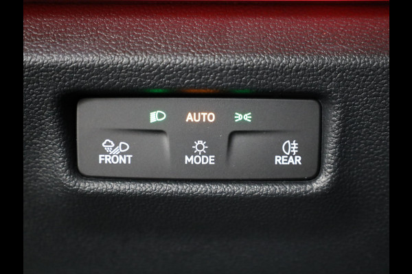 Volkswagen Tiguan R-Line-Edition 1.5 eHybrid 200 kW / 272 pk SUV 6 v Panoramadak | Navigatie | Parkeersensoren | Camera
