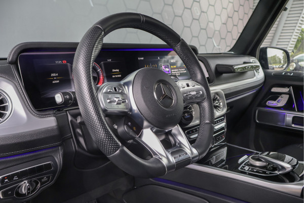 Mercedes-Benz G-Klasse 63 AMG KLASSE | MASSAGE | ADAPTIVE CRUISE | STOELVERKOELING & VERWARMING | PANORAMADAK | TREKHAAK | BURMESTER | SFEERVERLICHTING G63