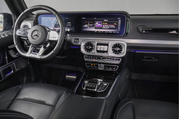 Mercedes-Benz G-Klasse 63 AMG KLASSE | MASSAGE | ADAPTIVE CRUISE | STOELVERKOELING & VERWARMING | PANORAMADAK | TREKHAAK | BURMESTER | SFEERVERLICHTING G63