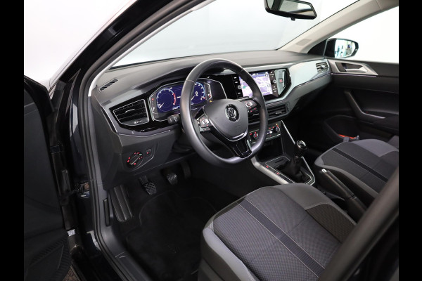 Volkswagen Polo 1.0 TSI Highline 95pk 5bak| Navi| 16'LM-velgen/ 35% getint glas| Clima| getint glas