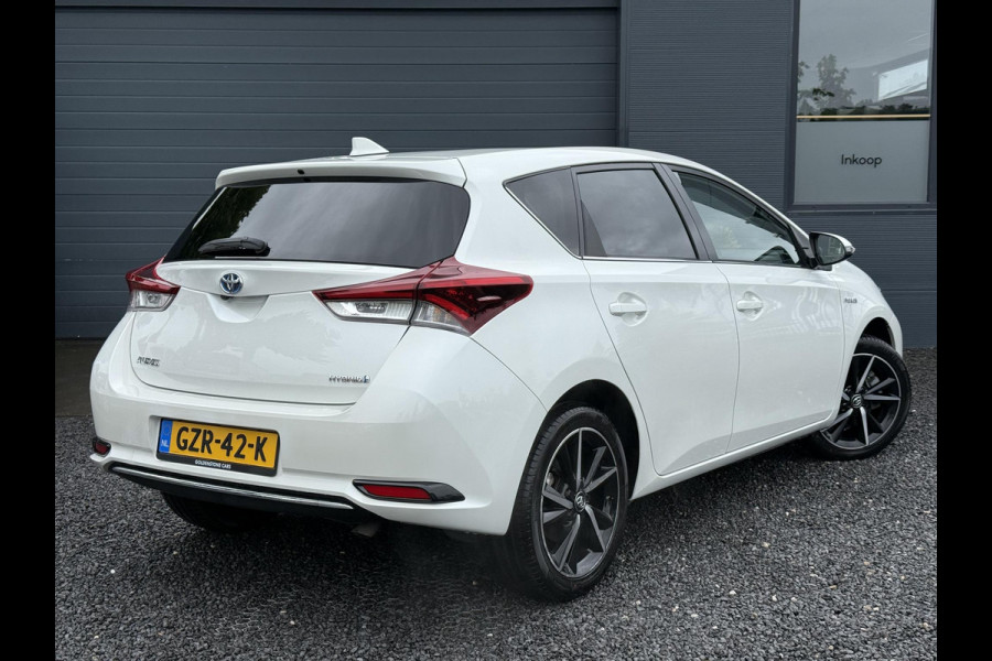 Toyota Auris 1.8 Hybrid Dynamic Go 1e Eigenaar,Navi,Camera,Lm Velgen,136pk,Weinig Km,Apk tot 05-2027