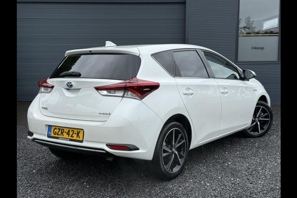 Toyota Auris 1.8 Hybrid Dynamic Go 1e Eigenaar,Navi,Camera,Lm Velgen,136pk,Weinig Km,Apk tot 05-2027