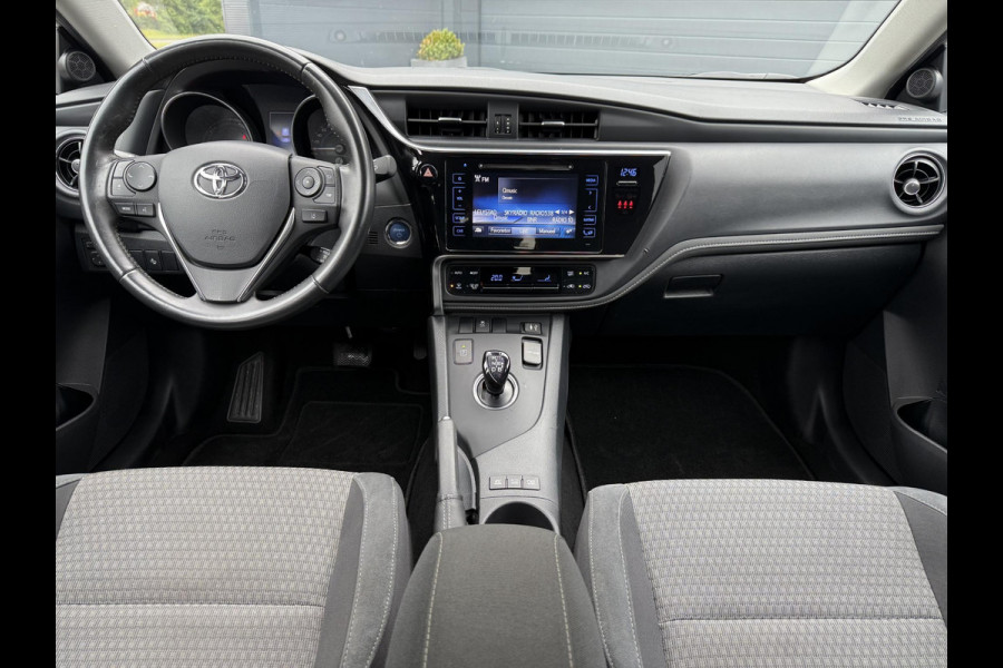 Toyota Auris 1.8 Hybrid Dynamic Go 1e Eigenaar,Navi,Camera,Lm Velgen,136pk,Weinig Km,Apk tot 05-2027