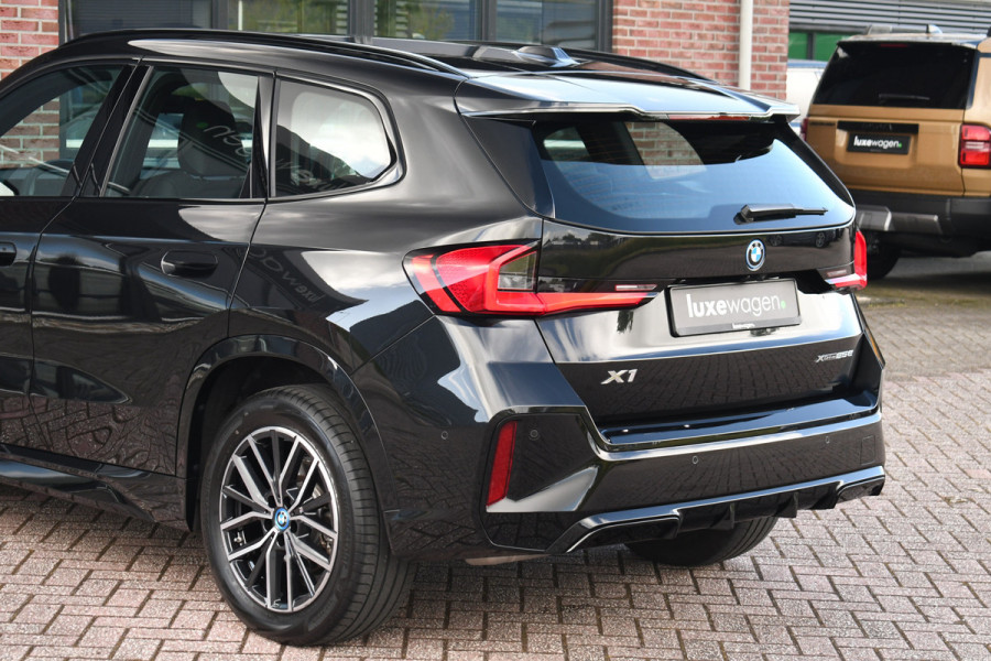 BMW X1 xDrive25e M-Sport Premium 18inch Camera ACC-voorbereiding