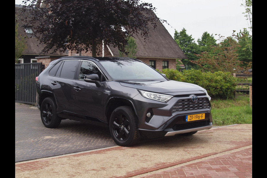 Toyota RAV4 2.5 Hybrid AWD Bi-Tone | Camera | Apple Carplay | Trekhaak 1650 KG trekgewicht | Alarm | JBL | NL-Auto |
