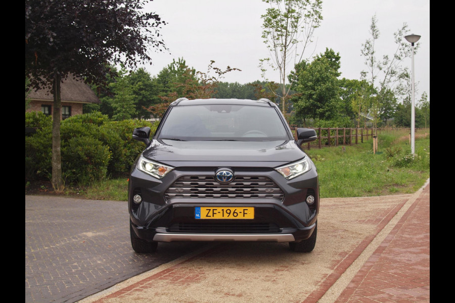 Toyota RAV4 2.5 Hybrid AWD Bi-Tone | Camera | Apple Carplay | Trekhaak 1650 KG trekgewicht | Alarm | JBL | NL-Auto |
