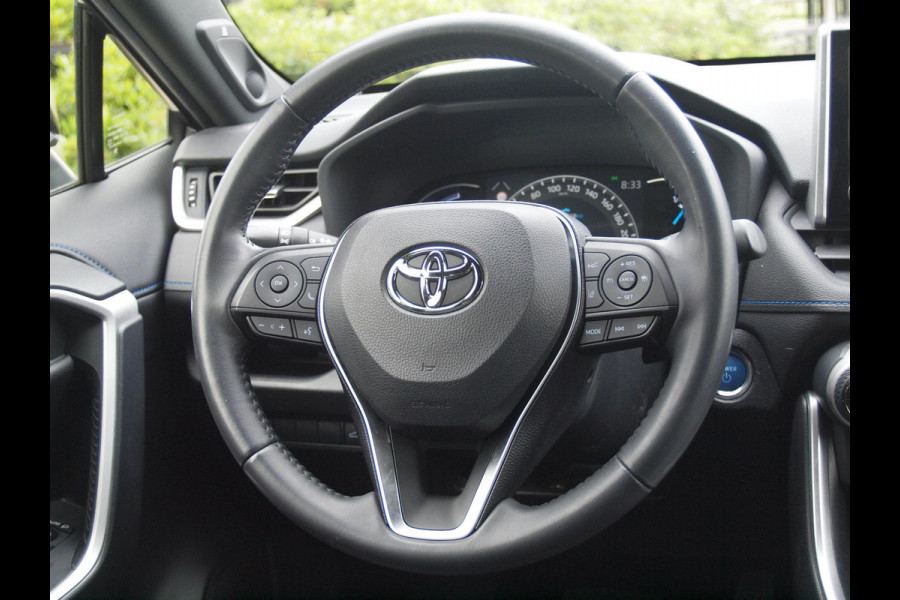 Toyota RAV4 2.5 Hybrid AWD Bi-Tone | Camera | Apple Carplay | Trekhaak 1650 KG trekgewicht | Alarm | JBL | NL-Auto |