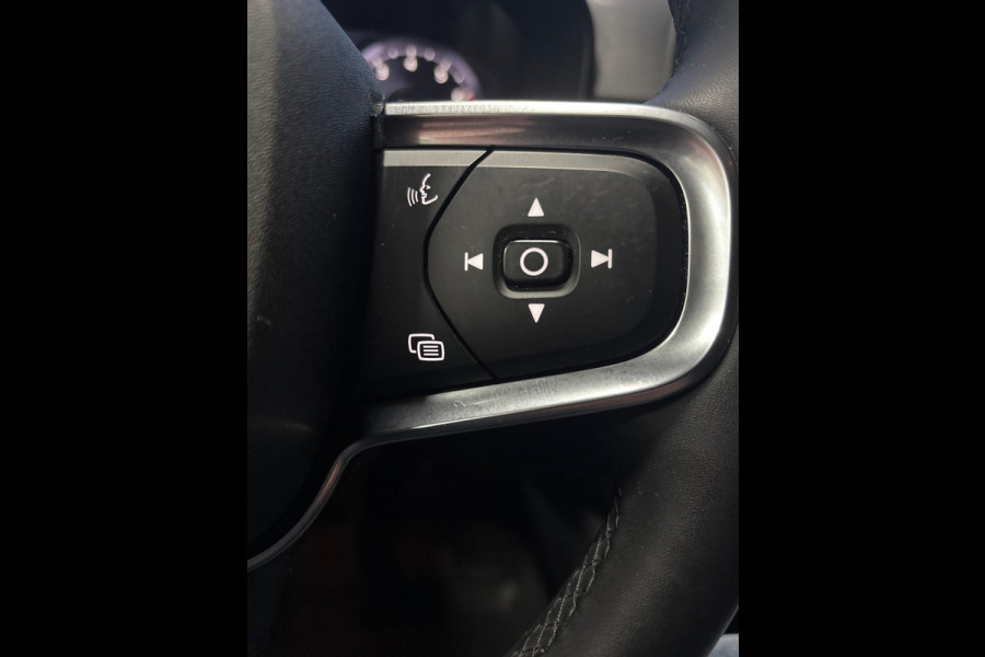 Volvo XC40 1.5 T2 Momentum Business Navi | Clima | Cruise | PDC