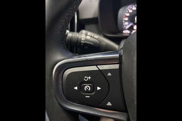 Volvo XC40 1.5 T2 Momentum Business Navi | Clima | Cruise | PDC