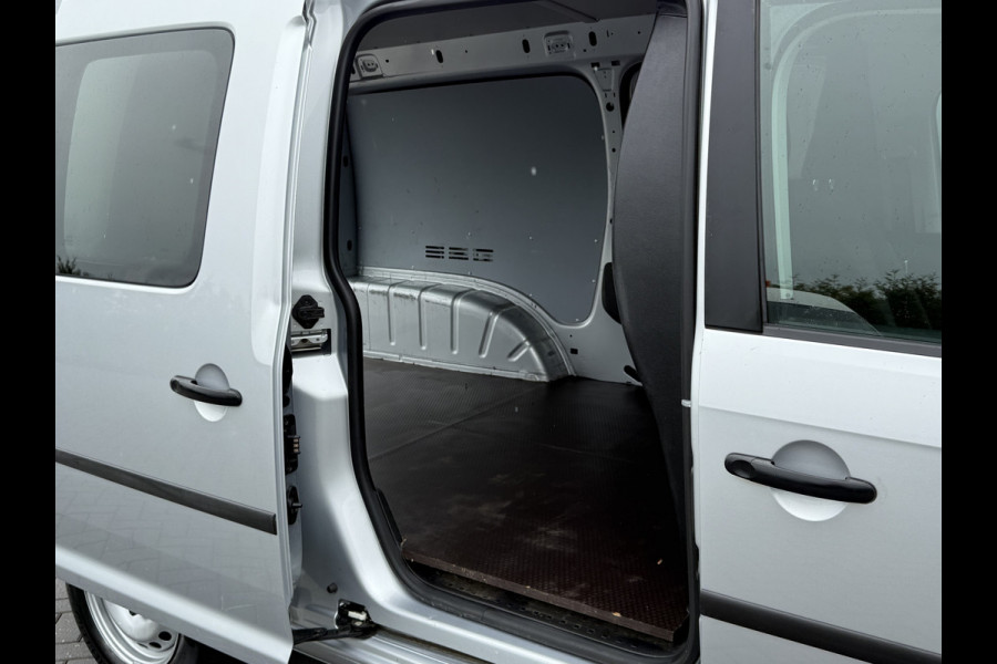 Volkswagen Caddy Maxi 2.0 TDI 102 PK EURO 6 / L2H1 / 2x SCHUIFDEUR / ACHTERKLEP / BPM VRIJ / AIRCO / CRUISE
