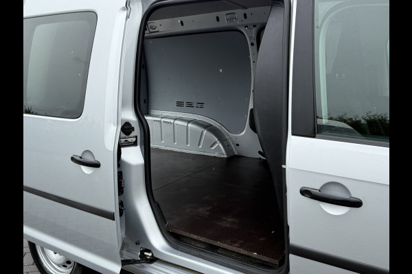 Volkswagen Caddy Maxi 2.0 TDI 102 PK EURO 6 / L2H1 / 2x SCHUIFDEUR / ACHTERKLEP / BPM VRIJ / AIRCO / CRUISE