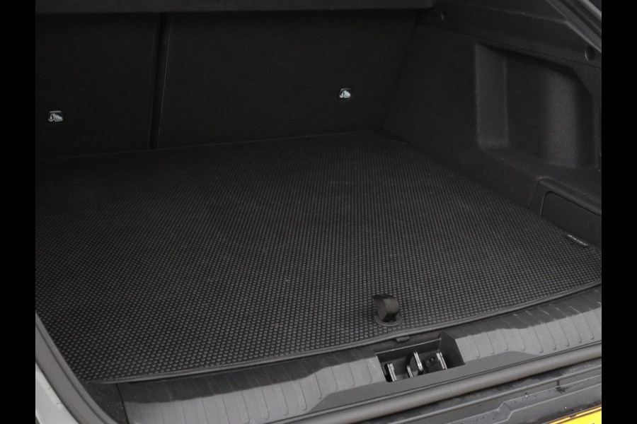 Renault Arkana 1.6 E-Tech full hybrid 145 R. S. Line | Trekhaak | Stoel & stuurverwarming | Leder/Alcantara | Adaptive cruise | Camera | Carplay | Keyless | Navigatie | Full LED