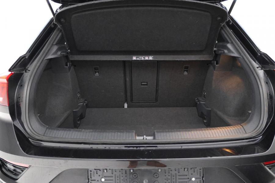Volkswagen T-Roc 1.6 TDI Style Business R-Line, Cruise Control, Apple Carplay, Parkeersensoren