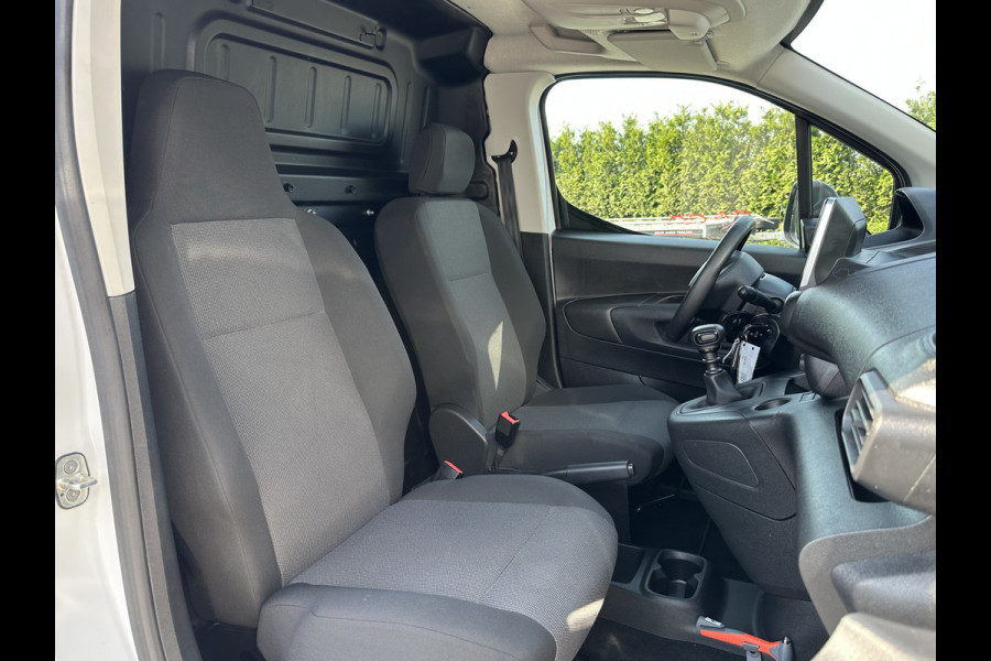 Peugeot Partner 1.5 BlueHDi 100 PK / L1H1 / 1e EIG. / 19.680 KM / AIRCO / CRUISE / APPLE CARPLAY