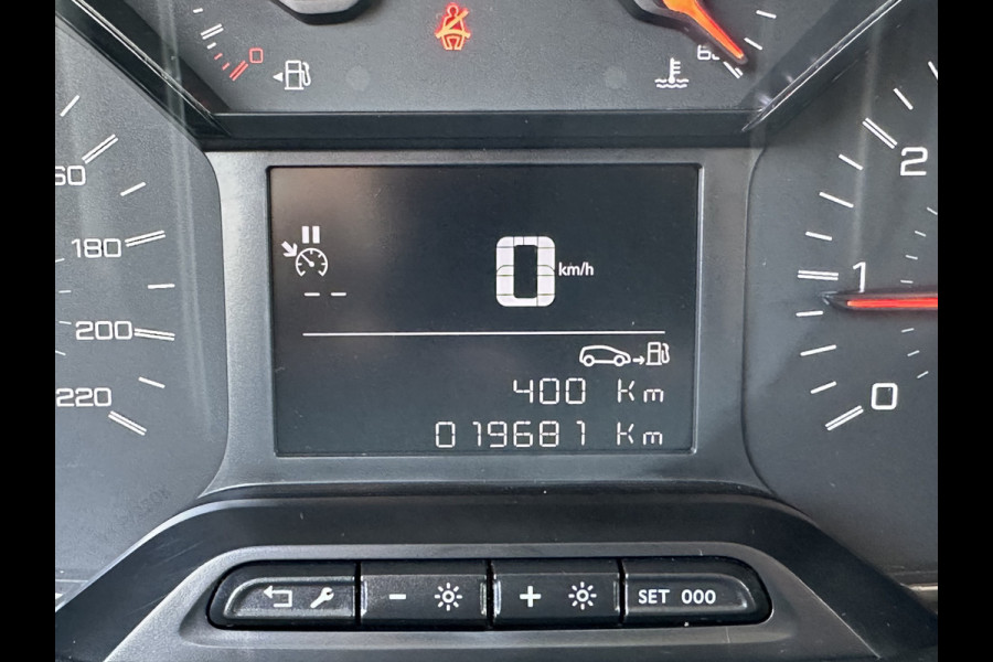 Peugeot Partner 1.5 BlueHDi 100 PK / L1H1 / 1e EIG. / 19.680 KM / AIRCO / CRUISE / APPLE CARPLAY