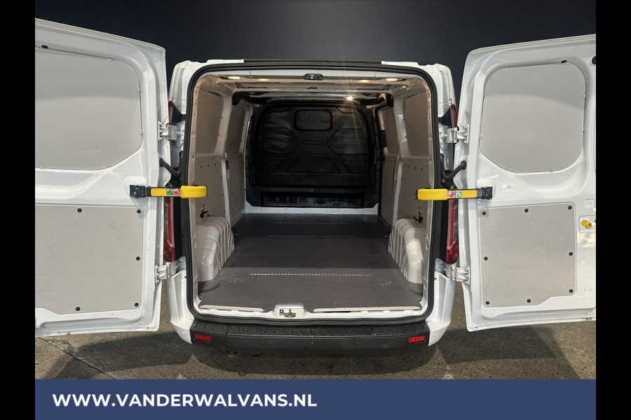 Ford Transit Custom 2.0 TDCI 130 pk L2H1 Euro6 Airco | Android Auto | Cruisecontrol | Multimedia scherm | Parkeersensoren Verwarmde voorruit, Stoelverwarming, 2800kg trekvermogen, Bijrijdersbank