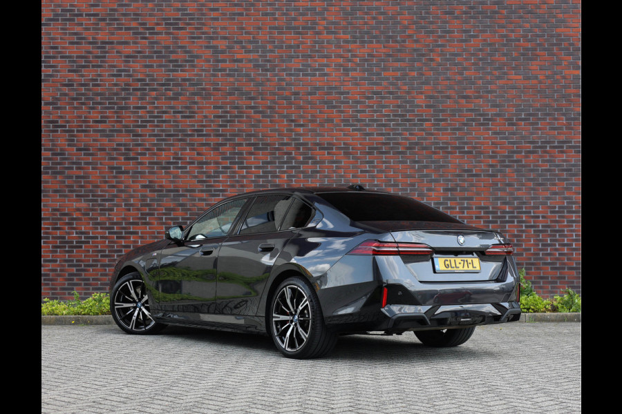 BMW 5 Serie 530e *M-Sport*Pano*Bow&Wil*Trekhaak*
