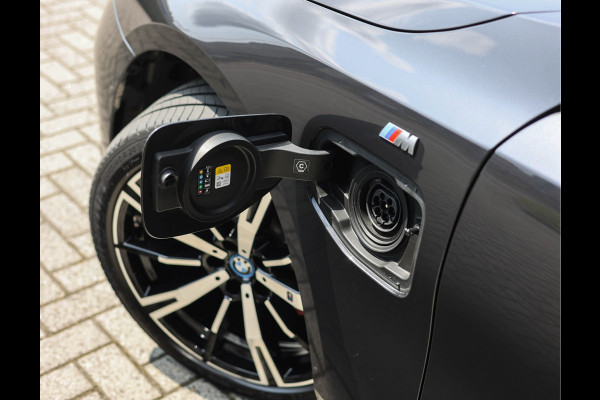 BMW 5 Serie 530e *M-Sport*Pano*Bow&Wil*Trekhaak*