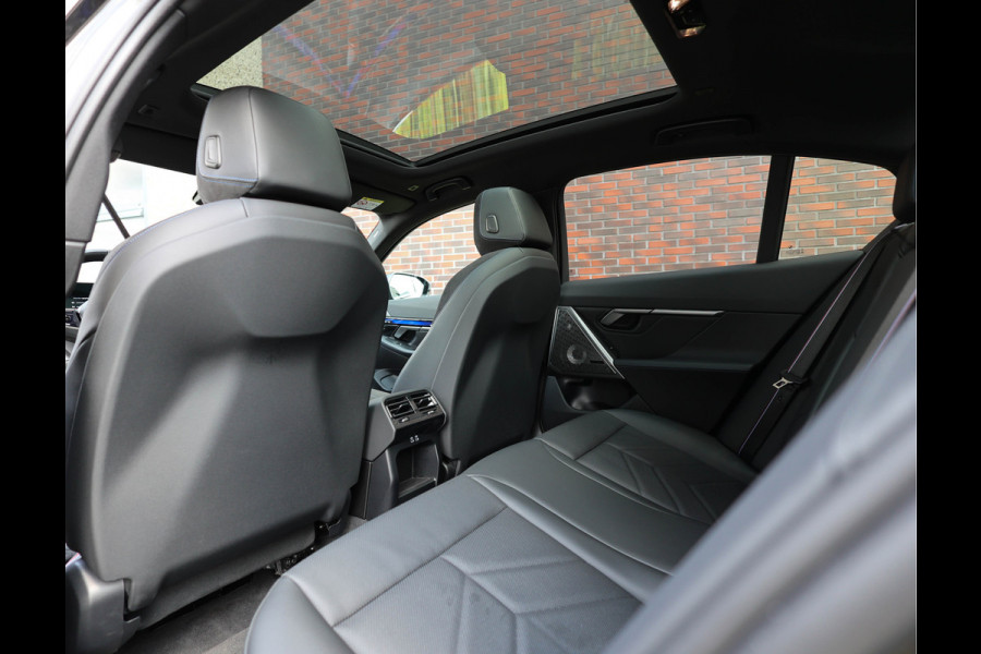 BMW 5 Serie 530e *M-Sport*Pano*Bow&Wil*Trekhaak*