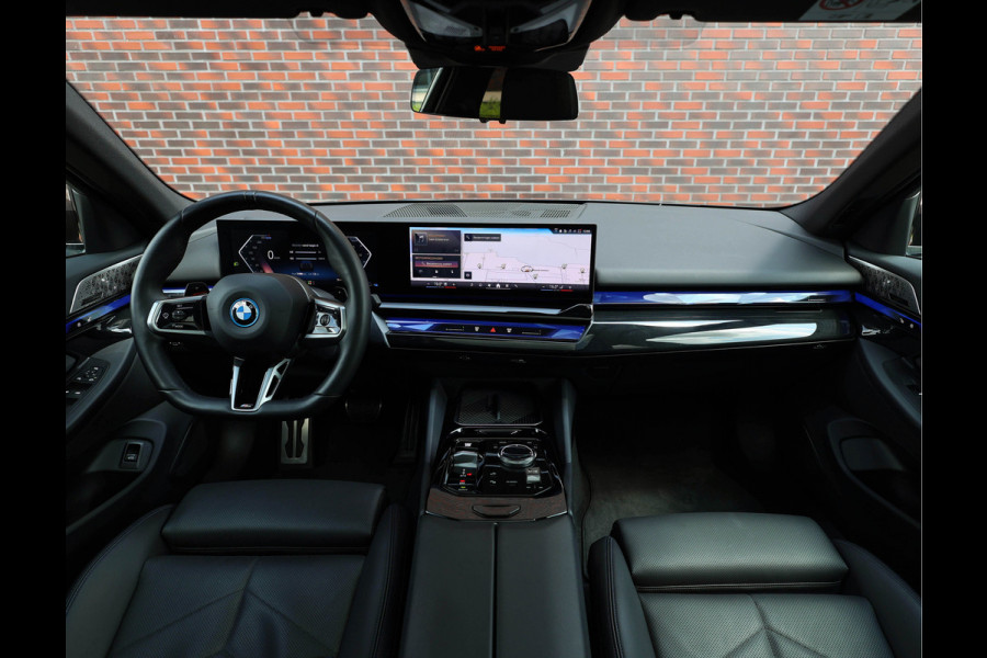 BMW 5 Serie 530e *M-Sport*Pano*Bow&Wil*Trekhaak*